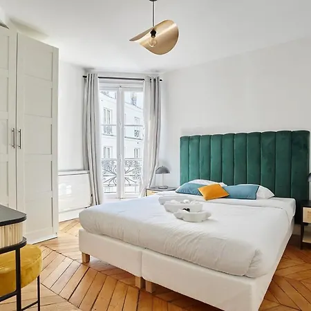 Sublime Appartement Champs Elysees *