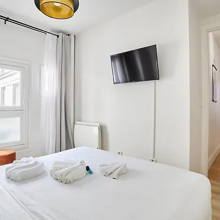 Sublime Champs Elysees Apartamento *